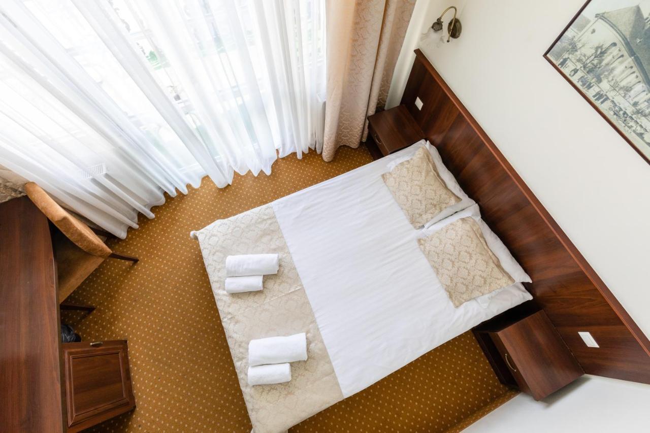 Kamienica Szefferow 1848 R. Aparthotel